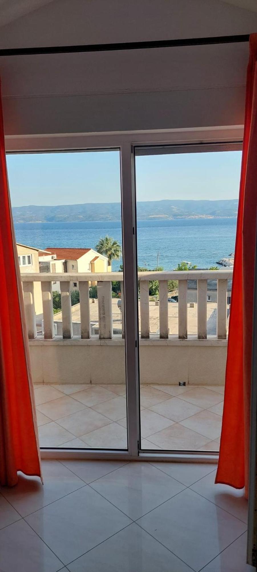 Apartments Ticinovic Omiš Eksteriør bilde