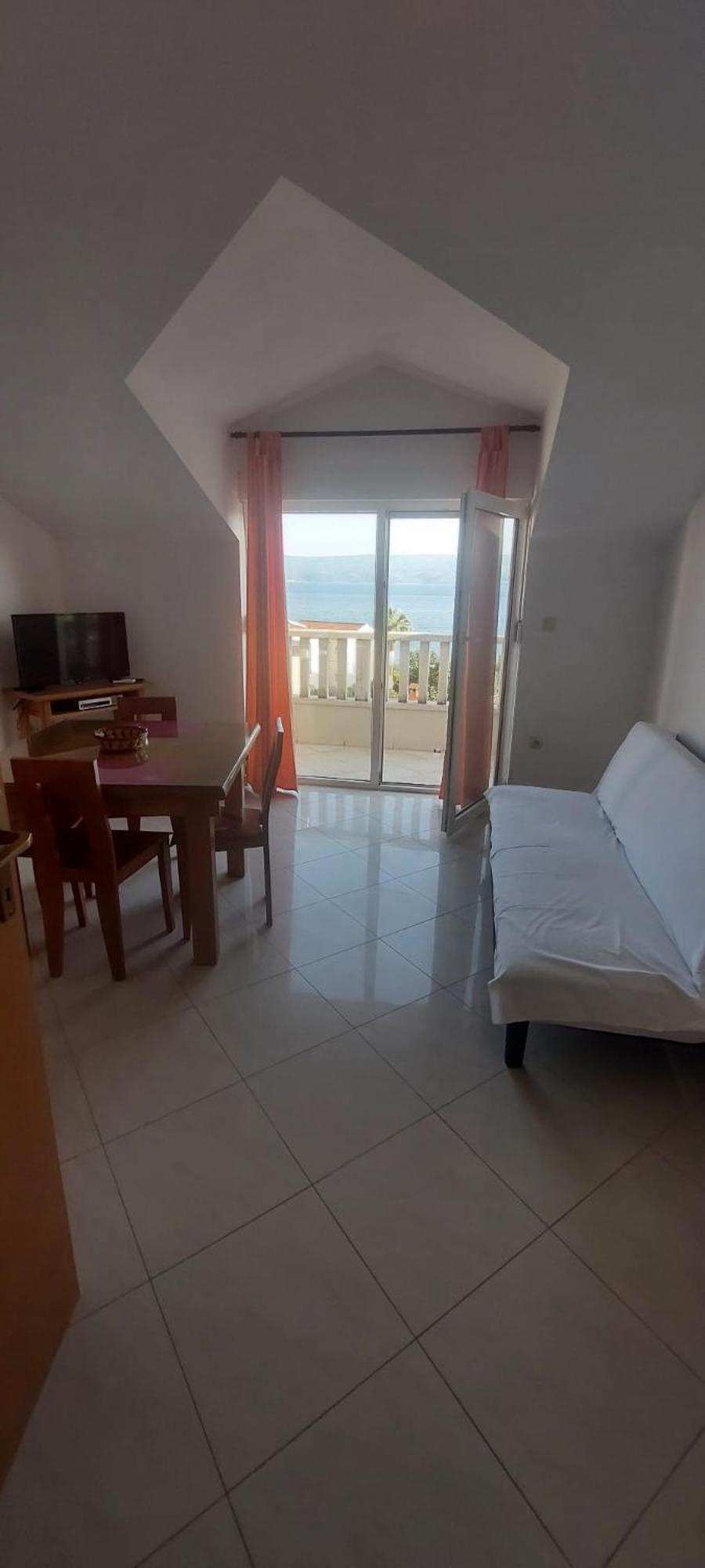 Apartments Ticinovic Omiš Eksteriør bilde