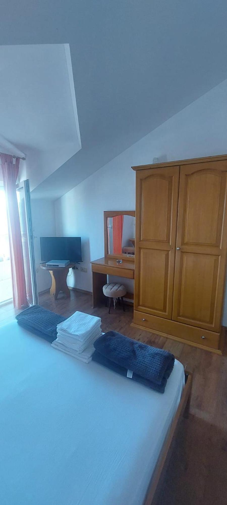 Apartments Ticinovic Omiš Eksteriør bilde