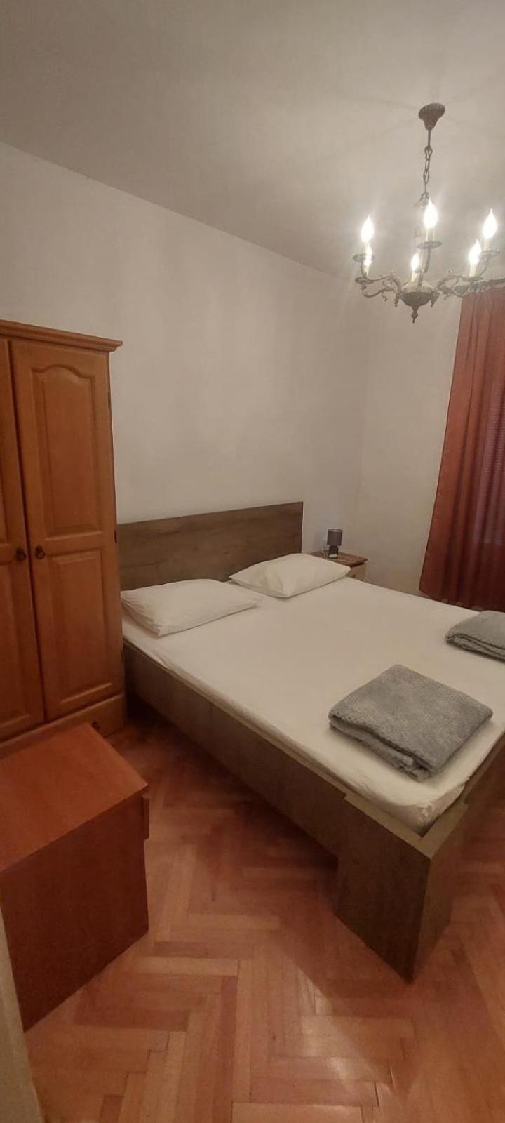 Apartments Ticinovic Omiš Eksteriør bilde